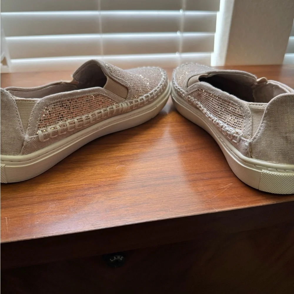 Yellow Box Women's Glitter Loafers women’s sized 6 - Picture 5 of 13